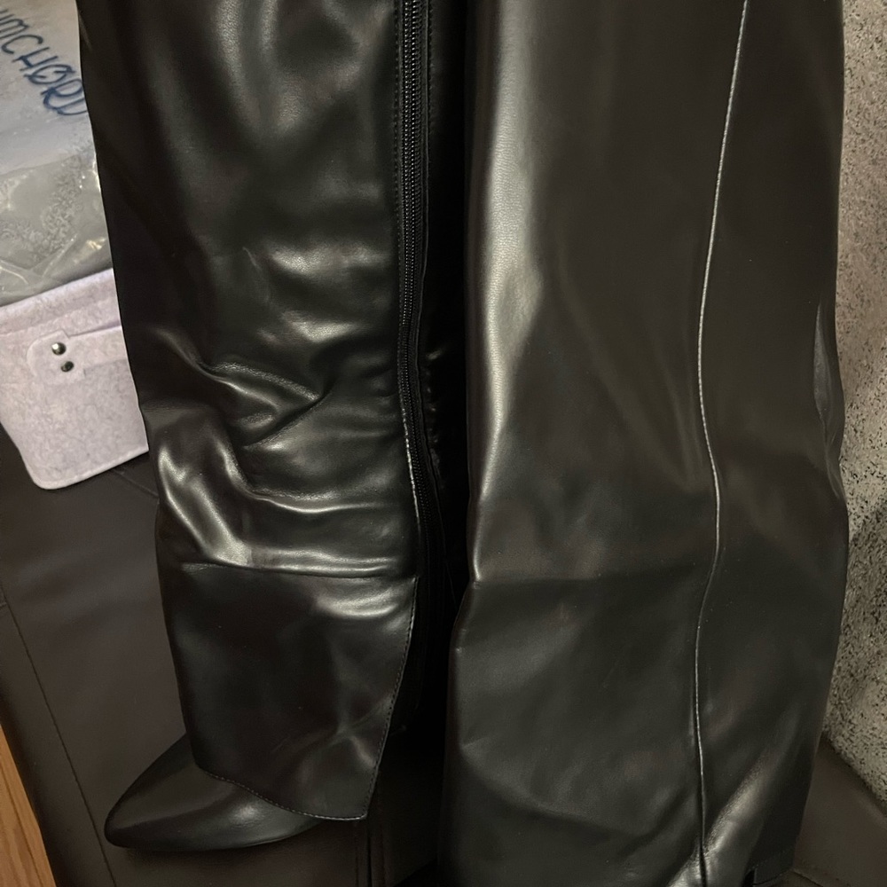 Dream Pairs Black Heeled Boots